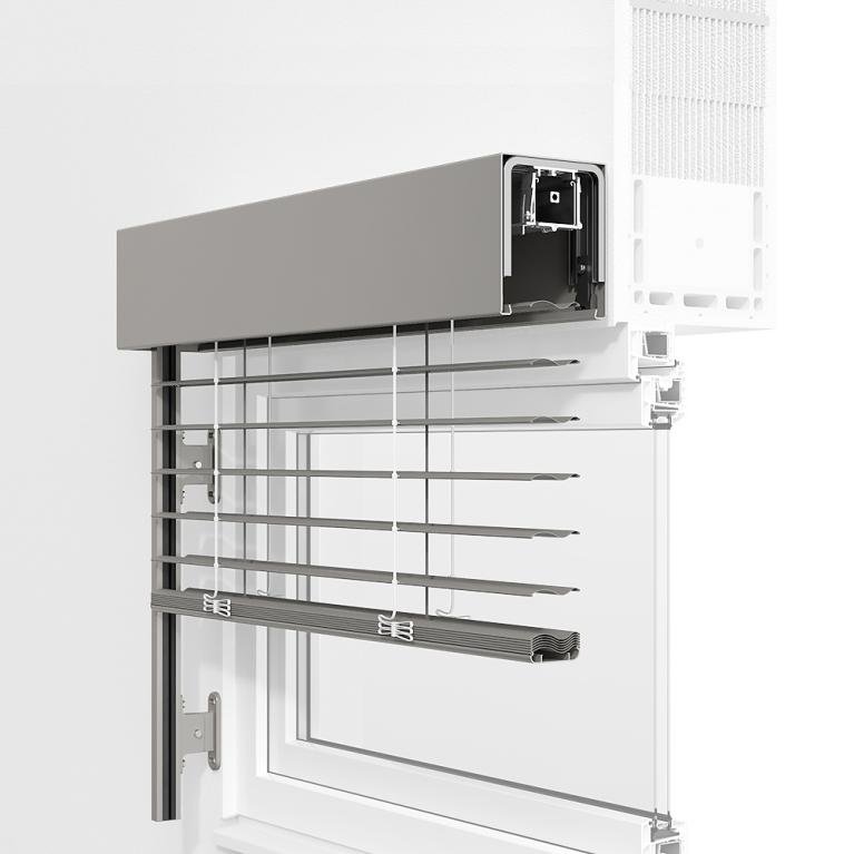 Profile ROMA self-supporting façade venetian blinds