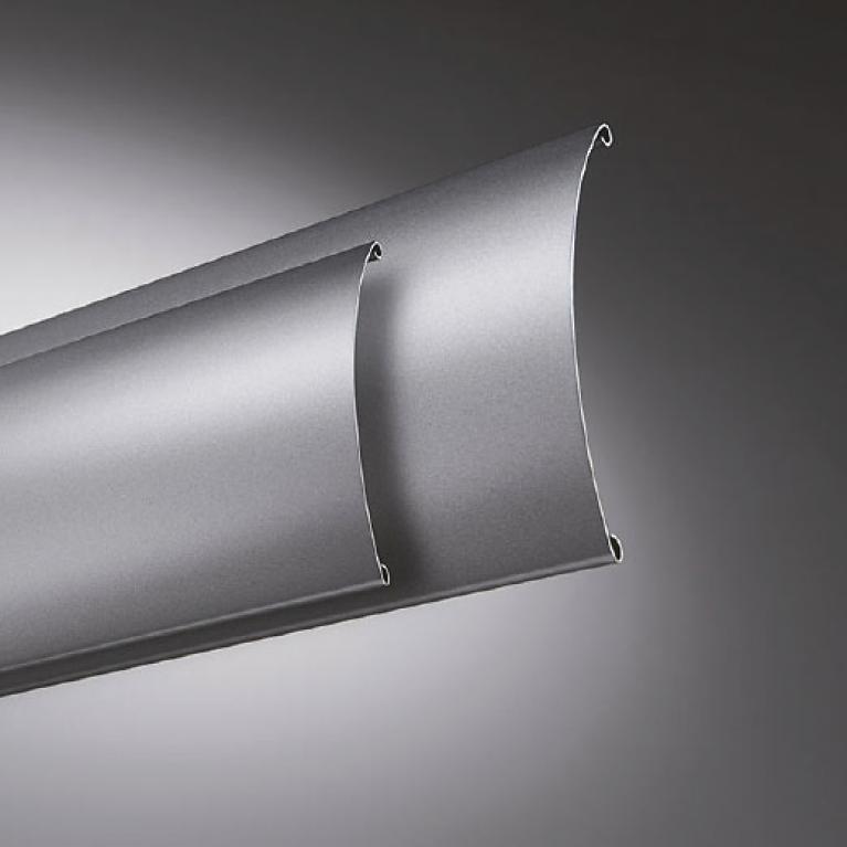 Detailed sample view external venetian blinds flanged slat