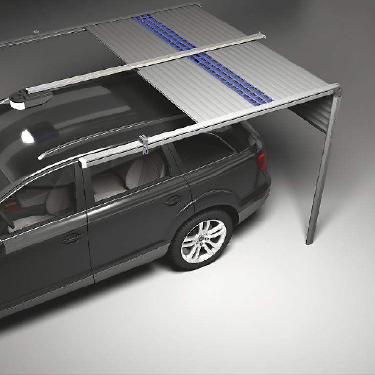 Roofline door model side view with BMW Touring