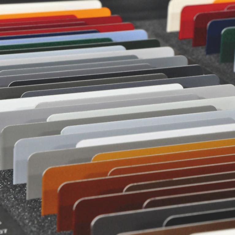 ROMA Colour Collection Close-up of the ROMA colour collection in the form of wooden boards
